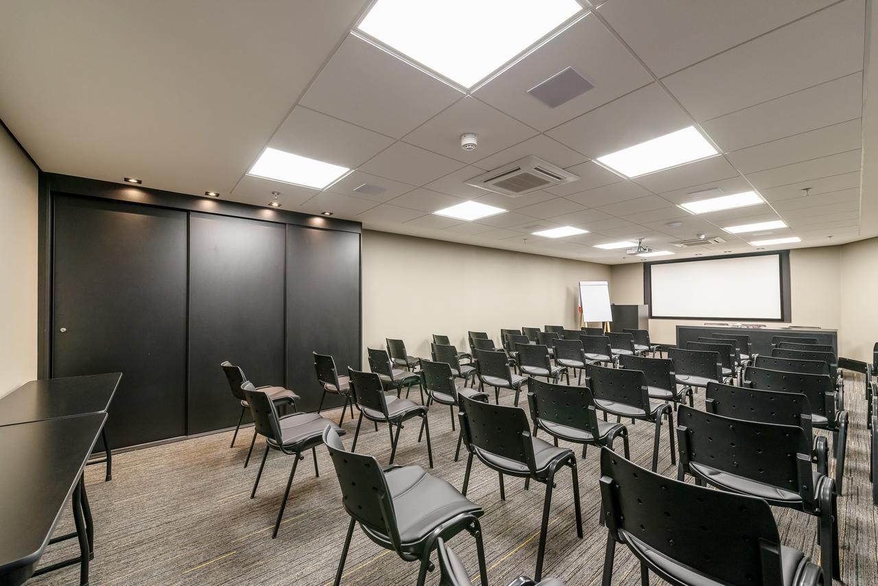 I Am Design Hotel Campinas By Hotelaria Brasil エクステリア 写真